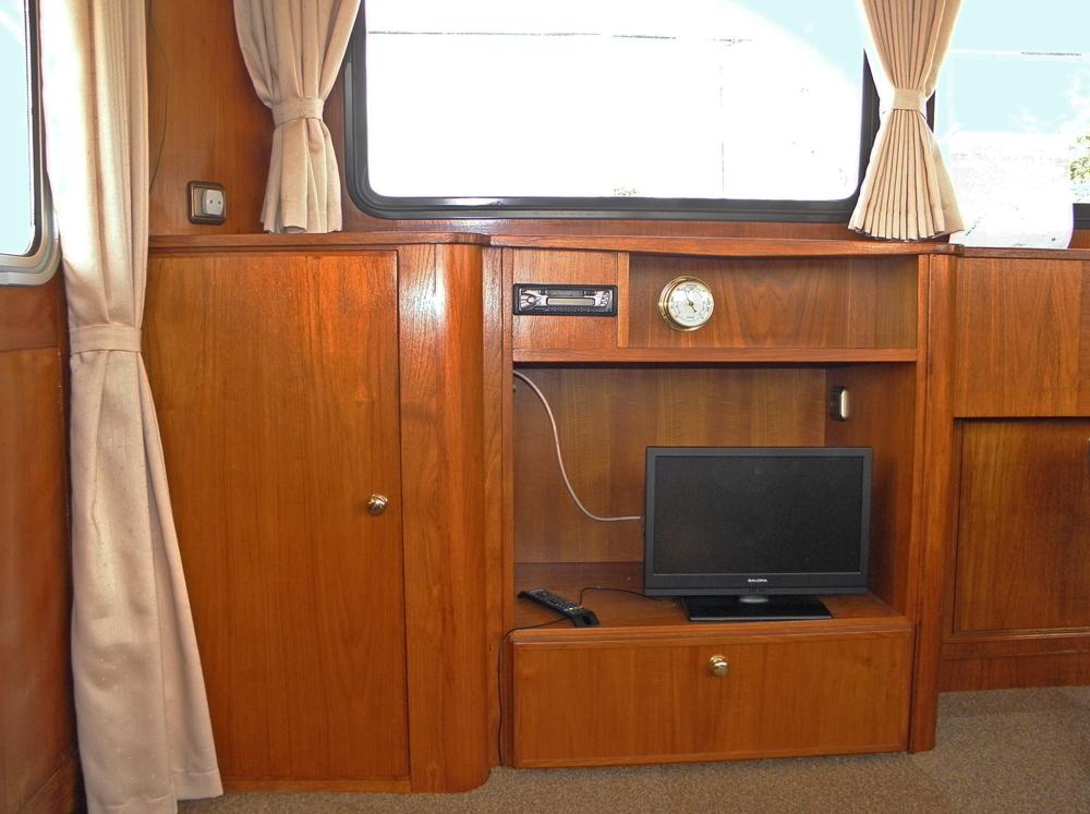 Steuerhaus, Innenausstattung